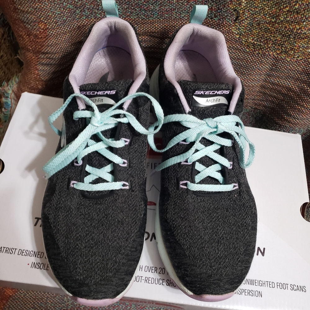 Skechers  Arch Fit sneakers